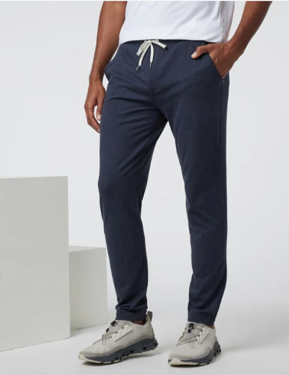 Vuori Men's Navy Ponto Performance Pants XL